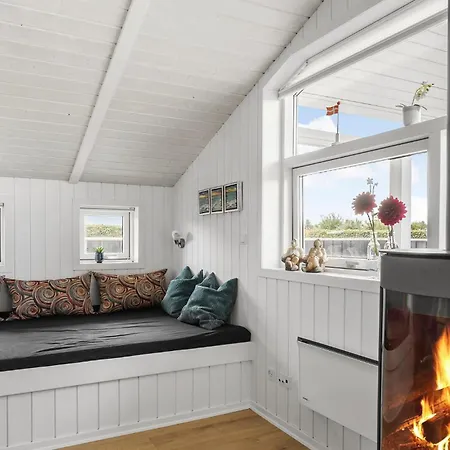 Lovely In With Sauna Casa de Férias *